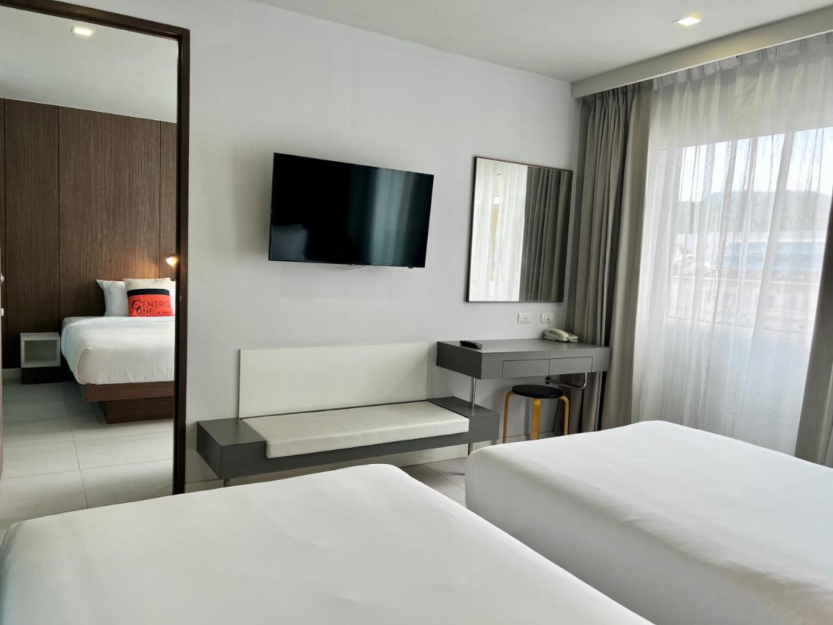 Hotel Centro One Patong Esterno foto