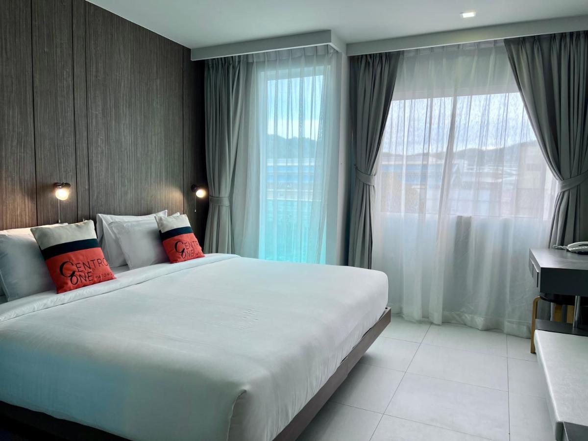 Hotel Centro One Patong Esterno foto